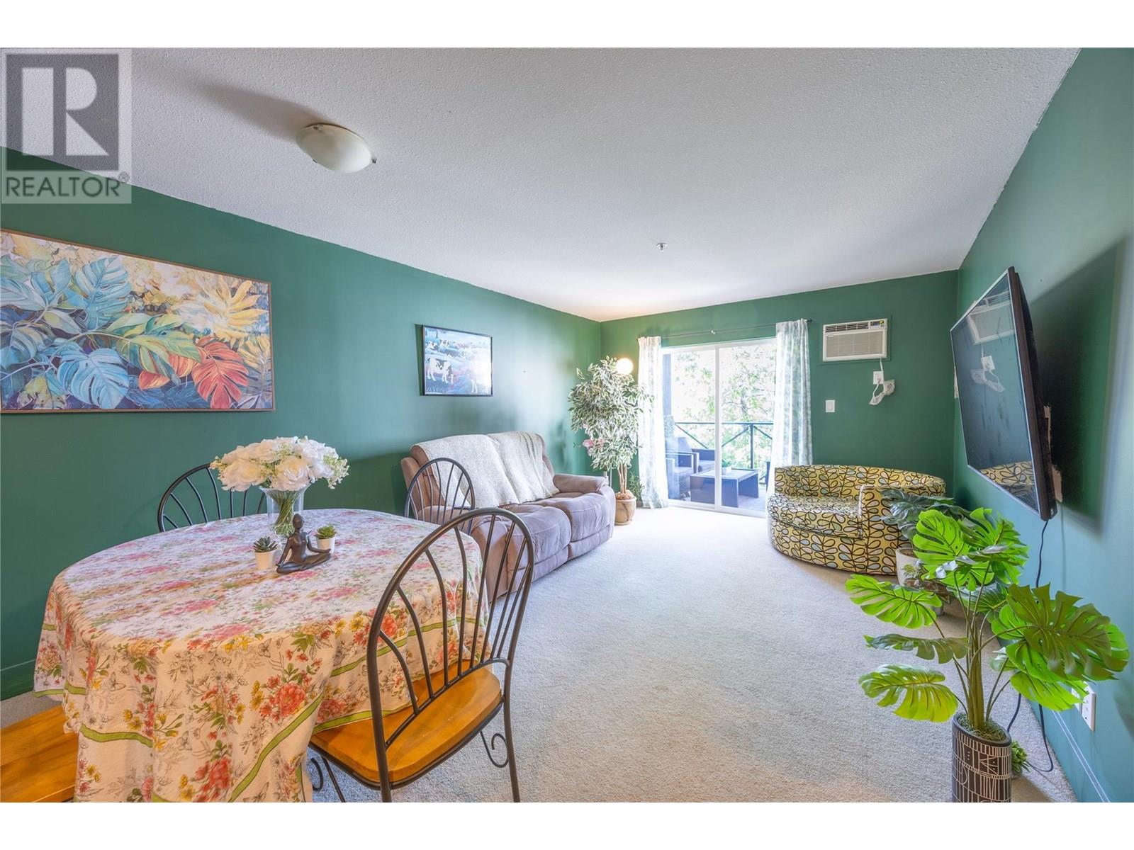 246 Hastings Avenue Unit# 201, Penticton, British Columbia  V2A 2V6 - Photo 2 - 10351794