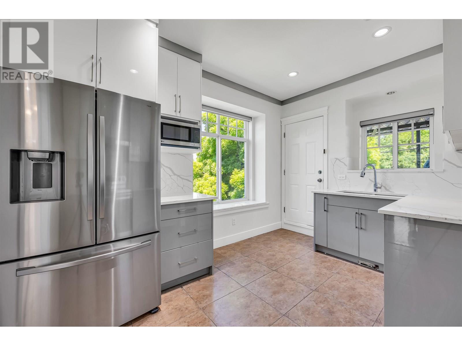 5688 Sherbrooke Street, Vancouver, British Columbia  V5W 1R3 - Photo 13 - R3014537