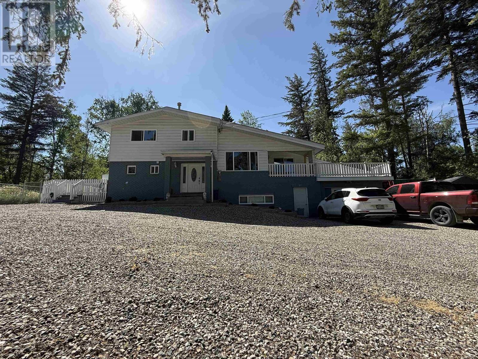 2434 Red Bluff Road, Quesnel, British Columbia  V2J 6C2 - Photo 2 - R3014653