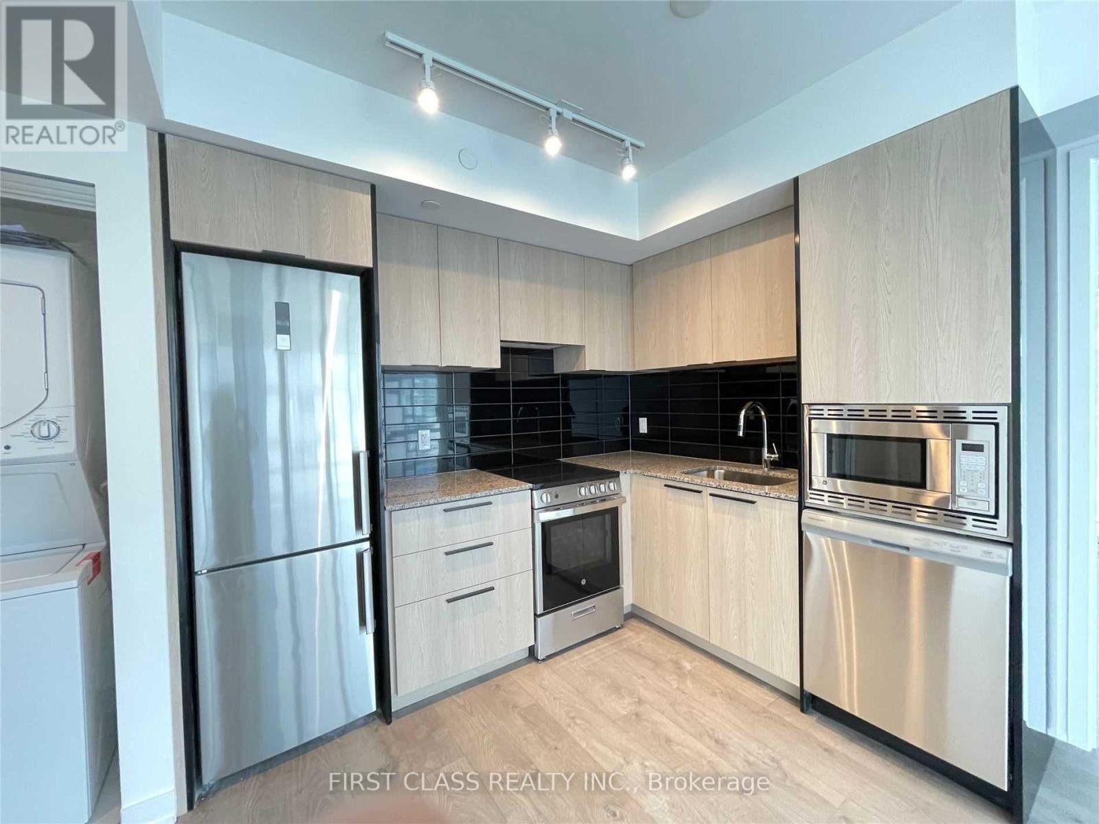 803 - 18 Maitland Terrace N, Toronto (Bay Street Corridor), Ontario  M4Y 1Y4 - Photo 5 - C12214397