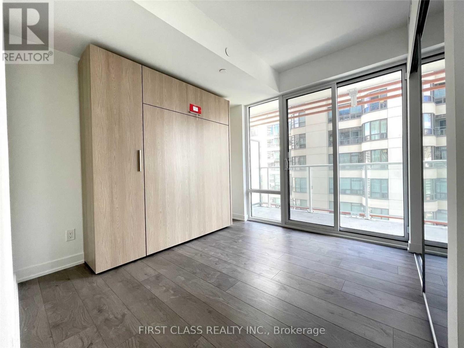 803 - 18 Maitland Terrace N, Toronto (Bay Street Corridor), Ontario  M4Y 1Y4 - Photo 6 - C12214397