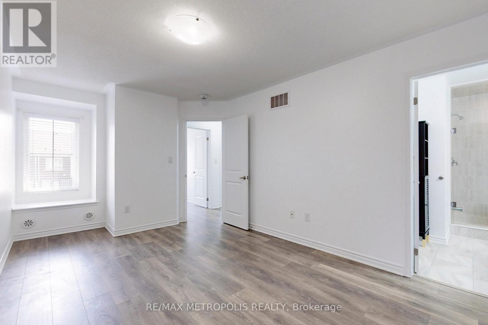 1054 Clipper Lane, Pickering, Ontario  L1X 0E4 - Photo 28 - E12214390