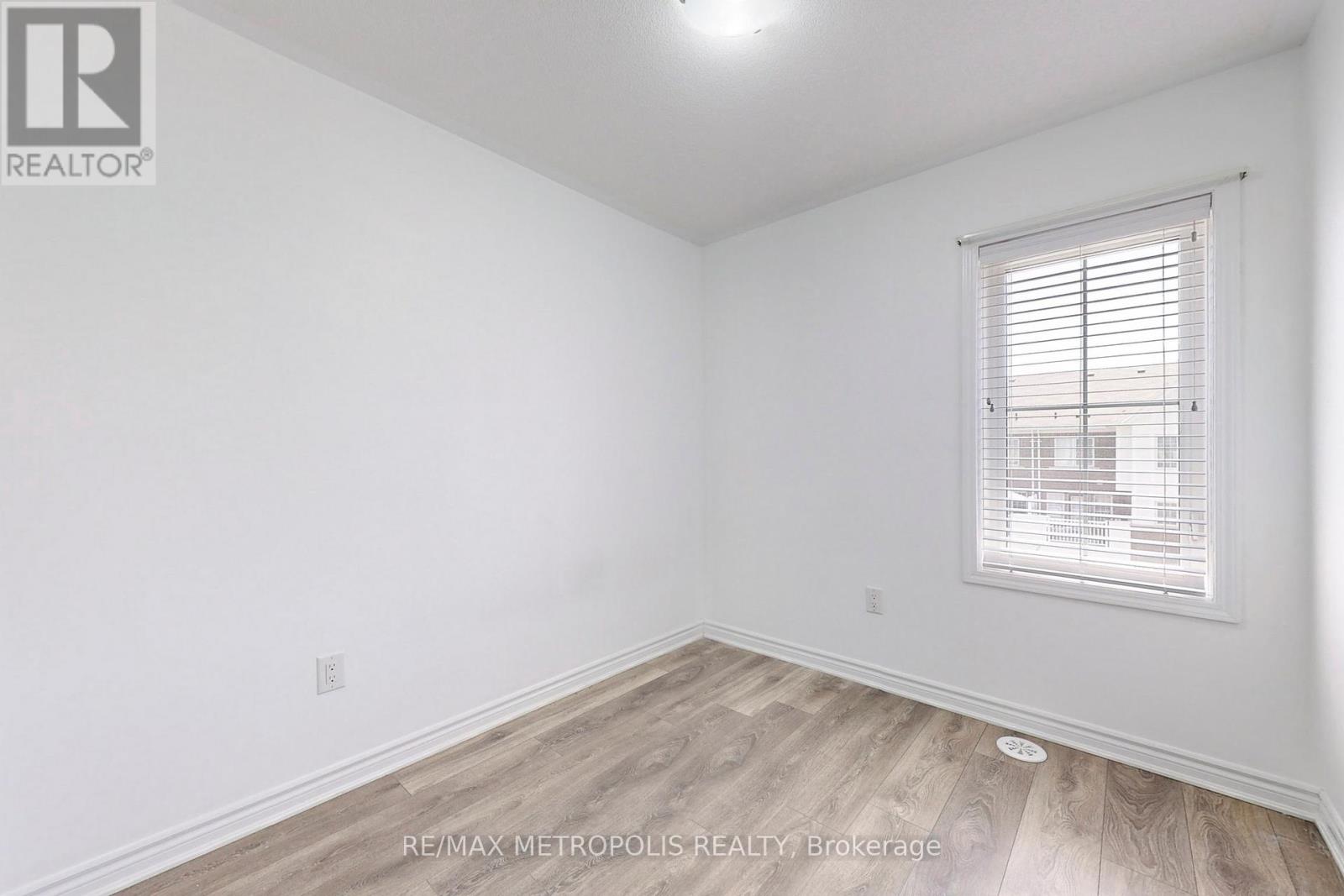 1054 Clipper Lane, Pickering, Ontario  L1X 0E4 - Photo 32 - E12214390