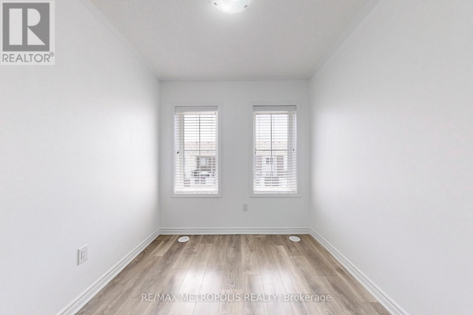 1054 Clipper Lane, Pickering, Ontario  L1X 0E4 - Photo 36 - E12214390