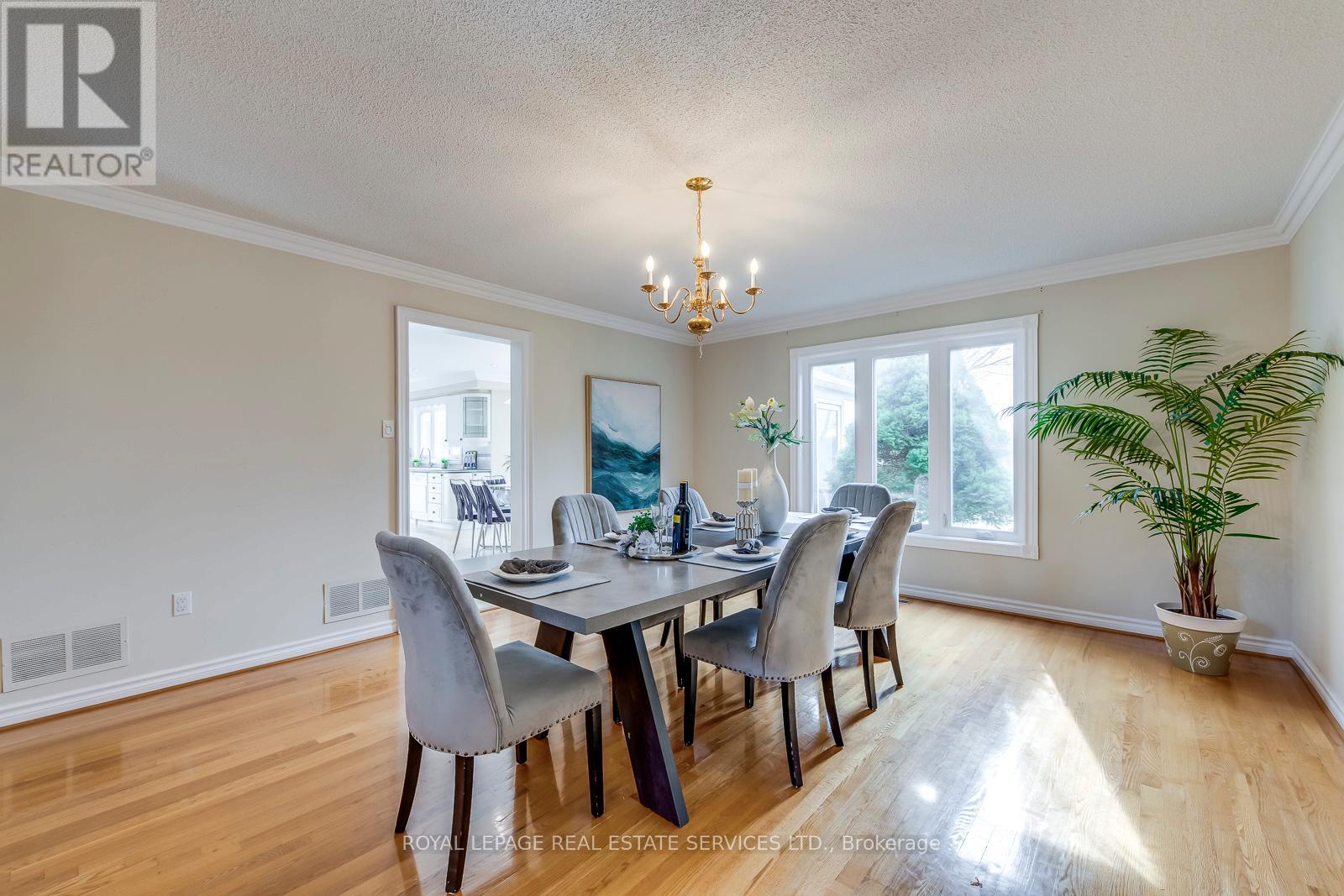 4538 Credit Pointe Drive, Mississauga, Ontario  L5M 3L9 - Photo 12 - W12073365
