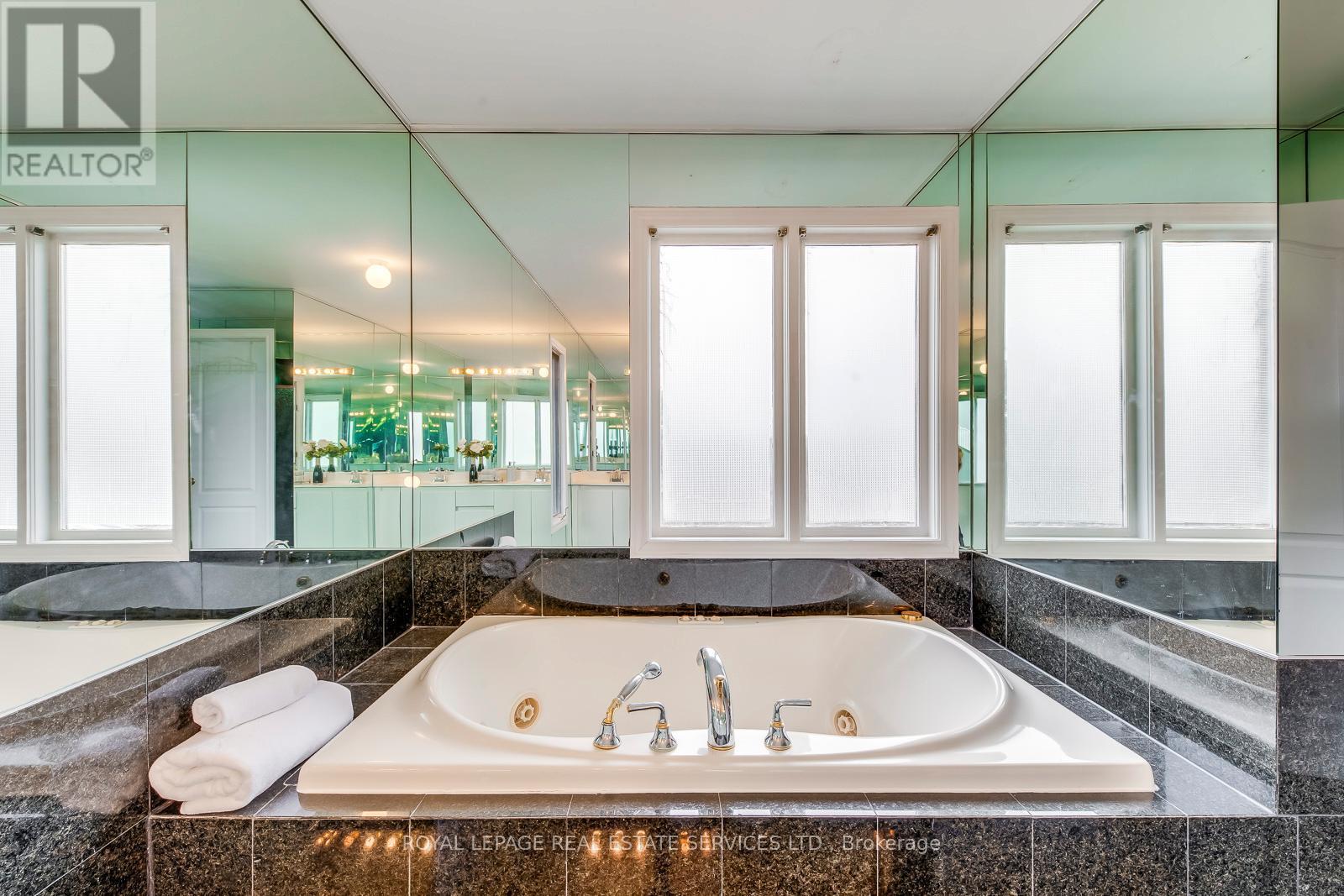 4538 Credit Pointe Drive, Mississauga, Ontario  L5M 3L9 - Photo 26 - W12073365
