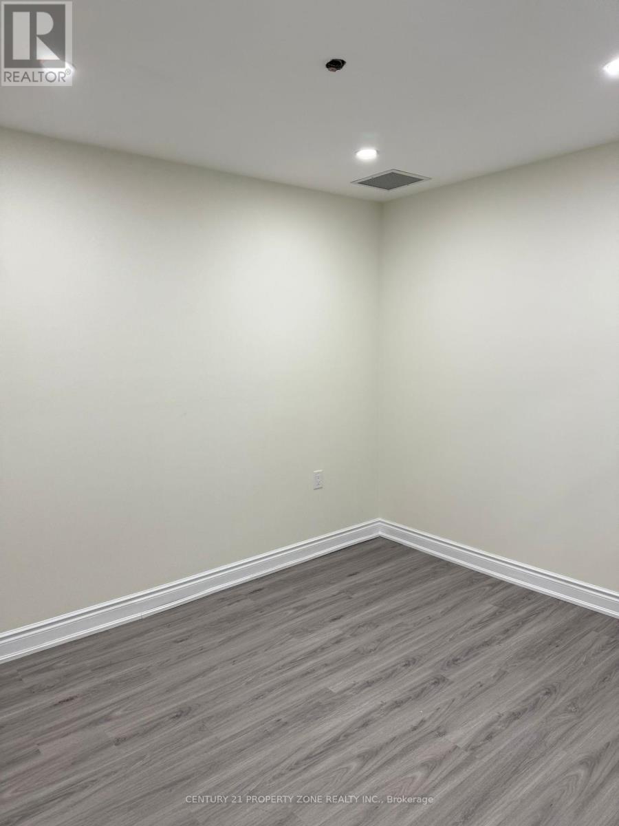 22 - 7050 Bramalea Road, Mississauga (Northeast), Ontario  L5S 1S9 - Photo 4 - W12214389