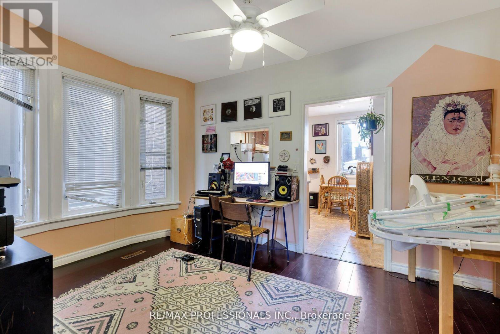 176 Symington Avenue, Toronto (Dovercourt-Wallace Emerson-Junction), Ontario  M6P 3W6 - Photo 8 - W12214402
