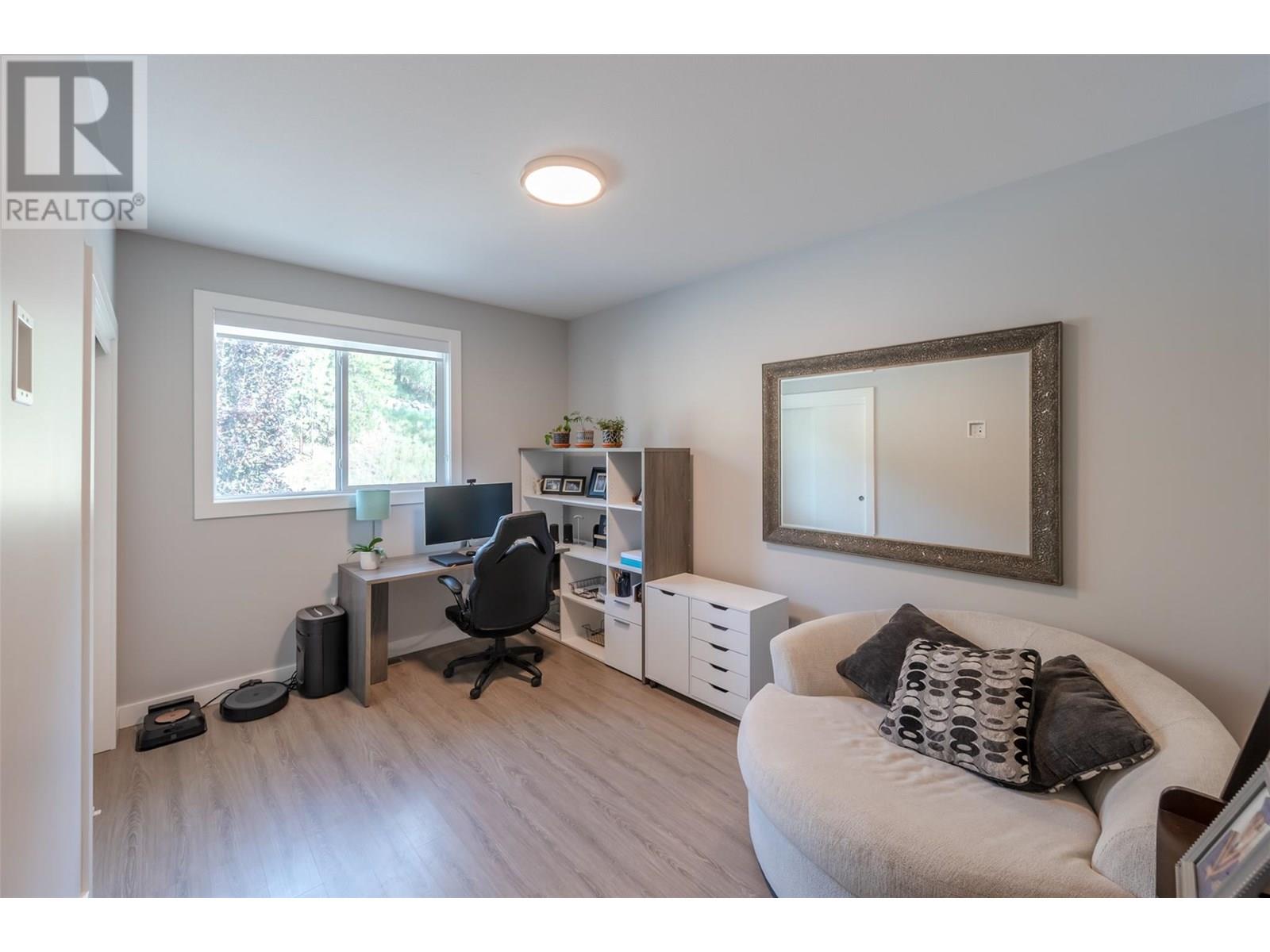 2749 Evergreen Drive, Penticton, British Columbia  V2A 8L5 - Photo 20 - 10351907