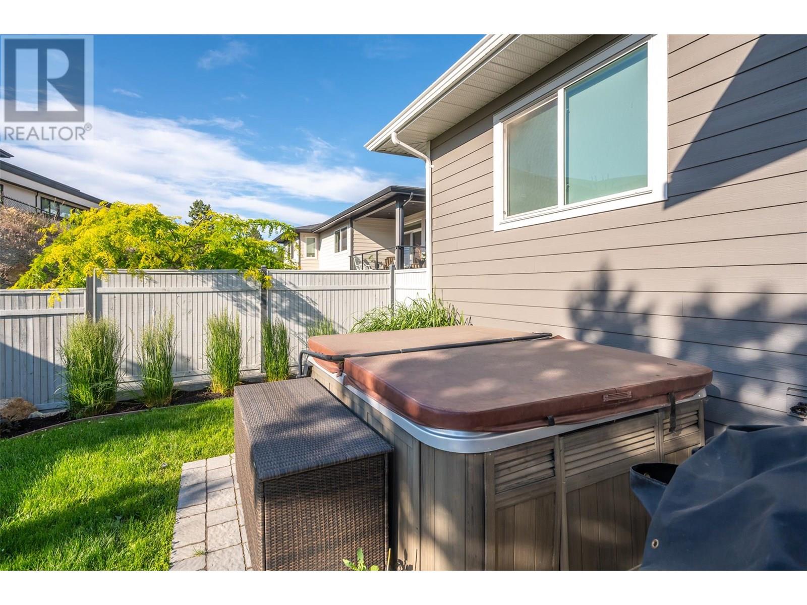 2749 Evergreen Drive, Penticton, British Columbia  V2A 8L5 - Photo 46 - 10351907