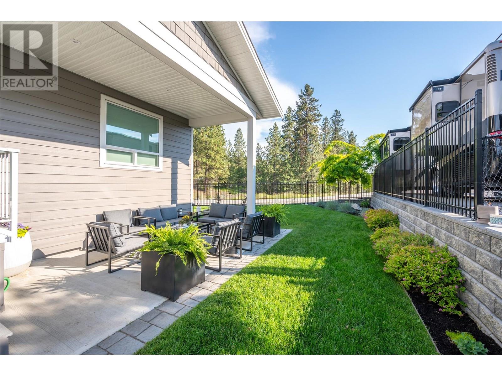 2749 Evergreen Drive, Penticton, British Columbia  V2A 8L5 - Photo 42 - 10351907