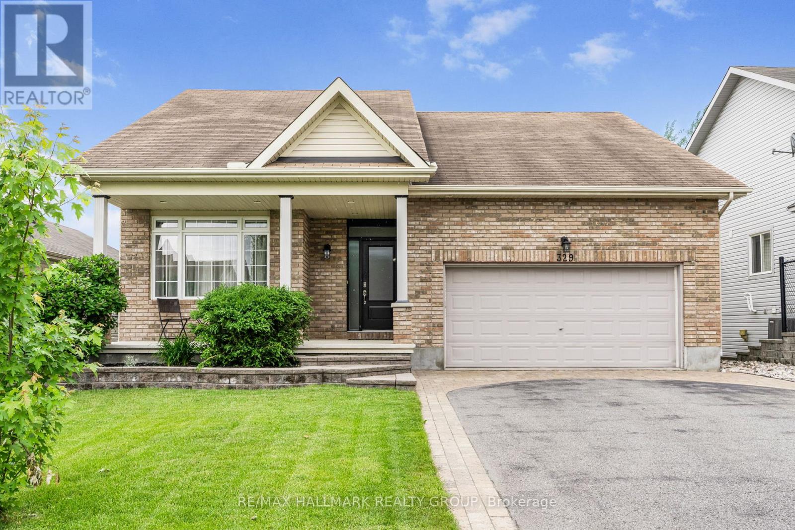 329 Quartz Avenue, Clarence-Rockland, Ontario  K4K 0A2 - Photo 2 - X12214414
