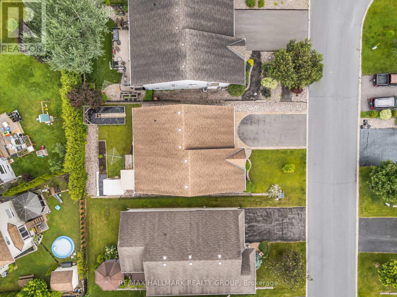 329 Quartz Avenue, Clarence-Rockland, Ontario  K4K 0A2 - Photo 34 - X12214414