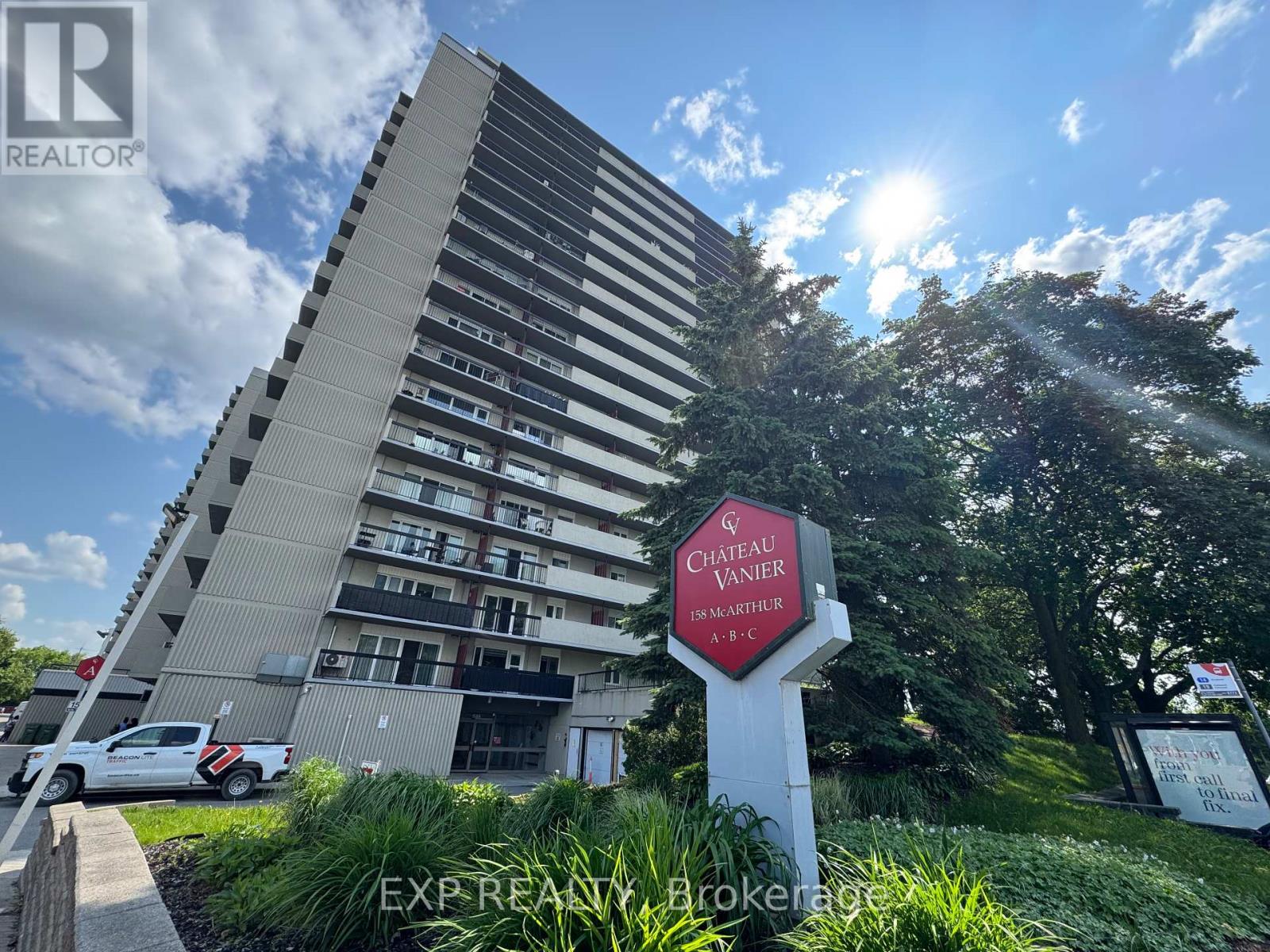 909 - 158A MCARTHUR AVE AVENUE, Ottawa, Ontario