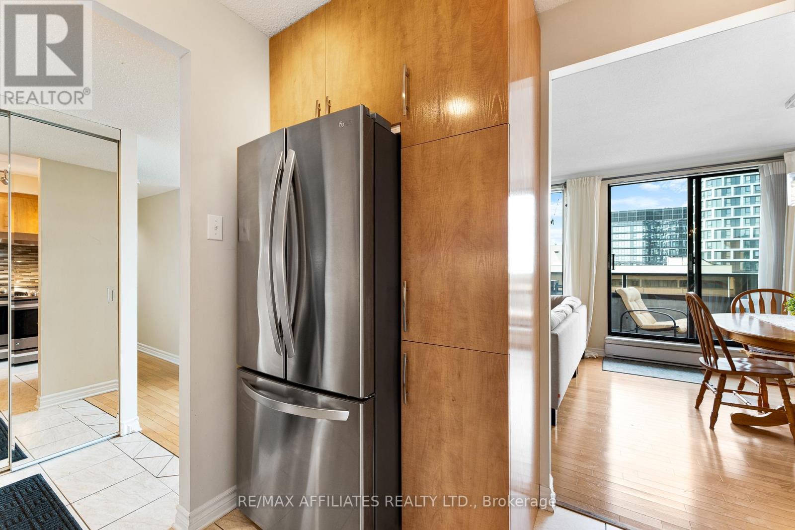 Ph-2301 - 470 Laurier Avenue W, Ottawa, Ontario  K1R 7W9 - Photo 24 - X12214435