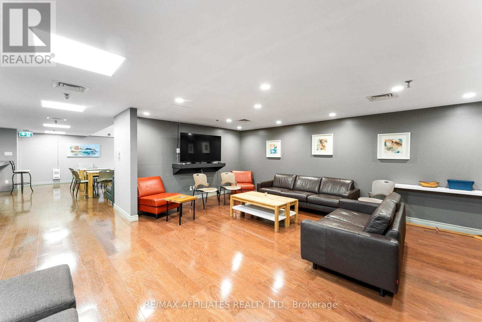 Ph-2301 - 470 Laurier Avenue W, Ottawa, Ontario  K1R 7W9 - Photo 42 - X12214435