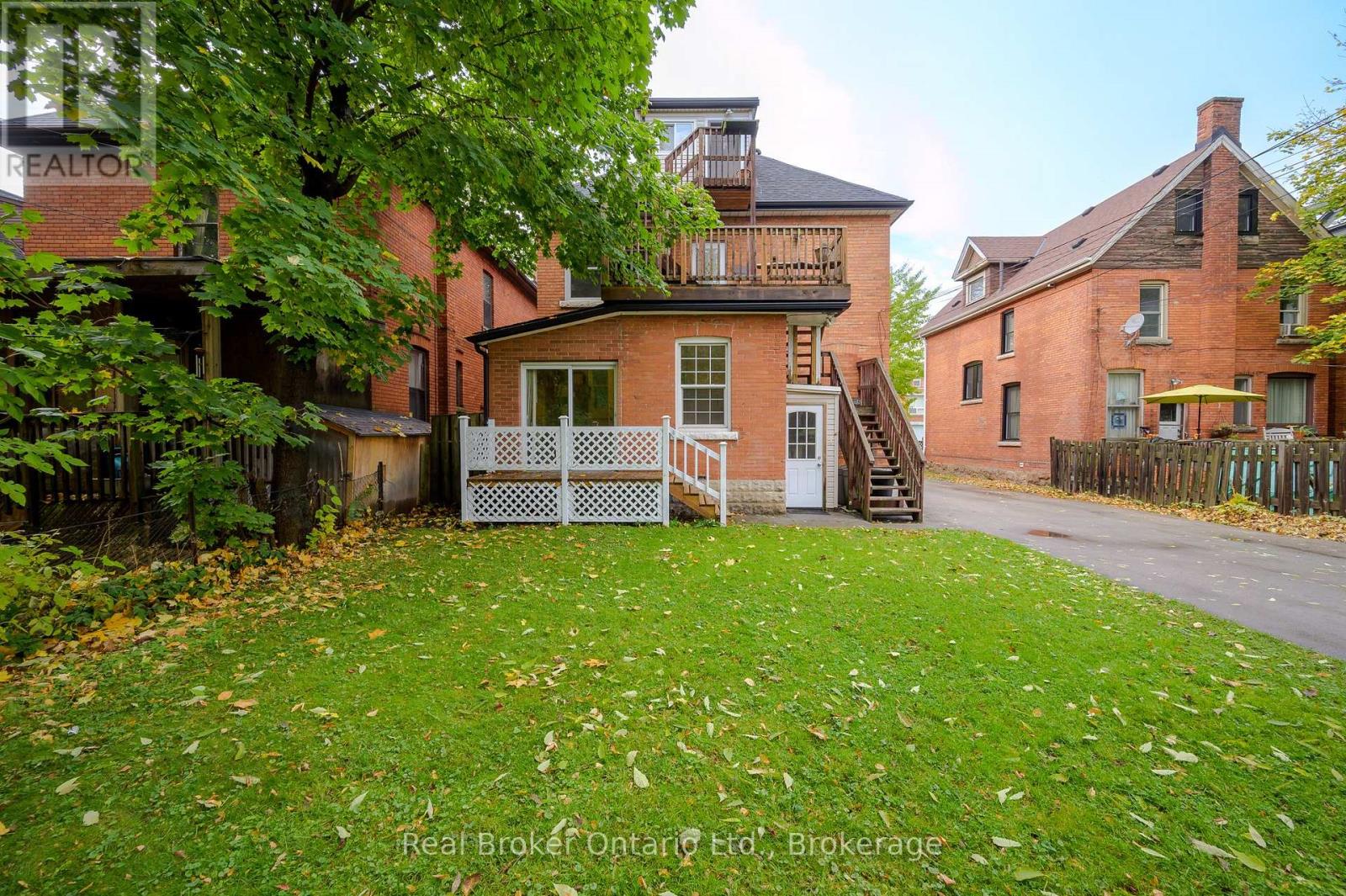 117 Fairleigh Avenue S, Hamilton (Blakeley), Ontario  L8M 2K4 - Photo 35 - X12214406