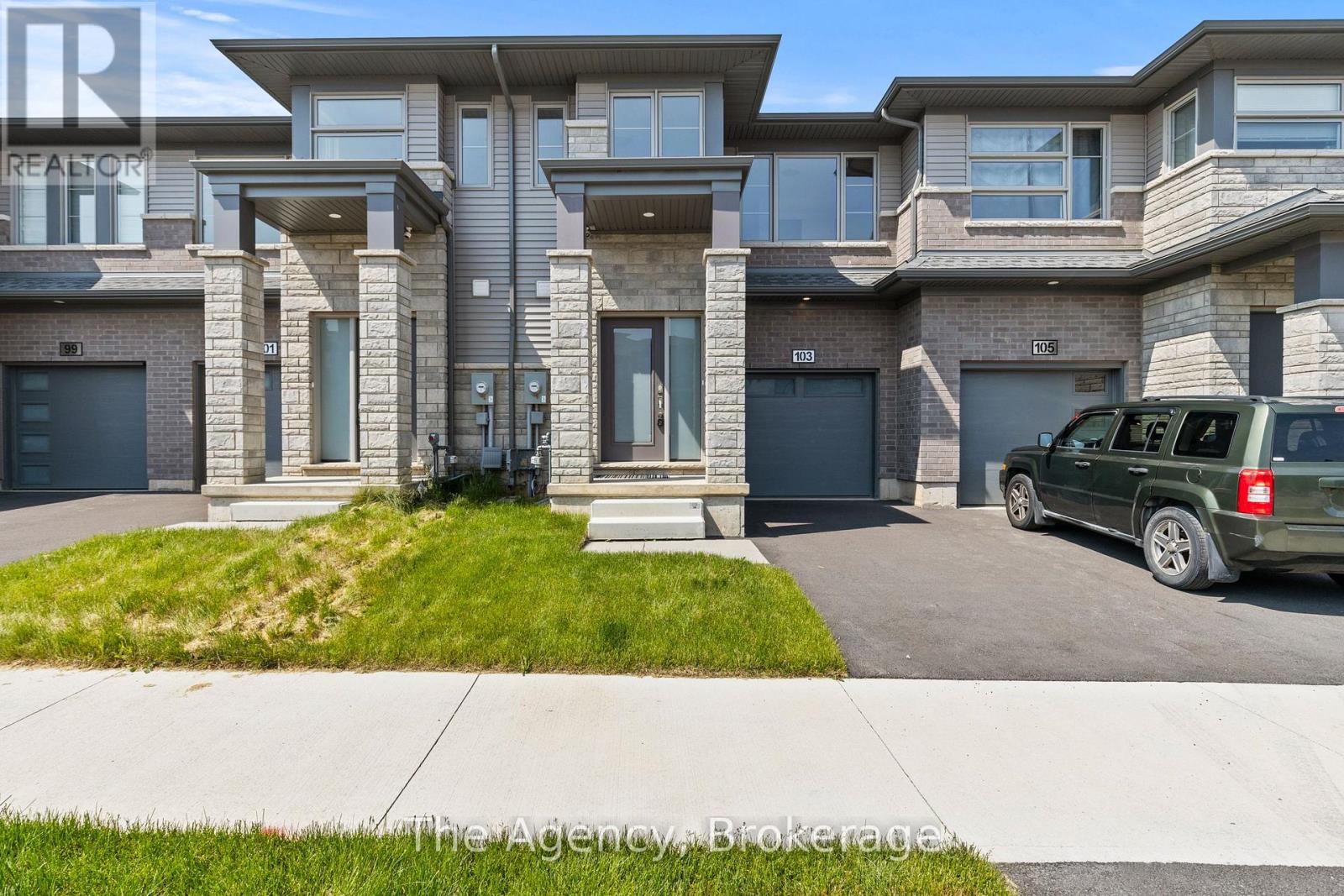 103 Acacia Road, Pelham, Ontario  L0S 1E1 - Photo 1 - X12214412