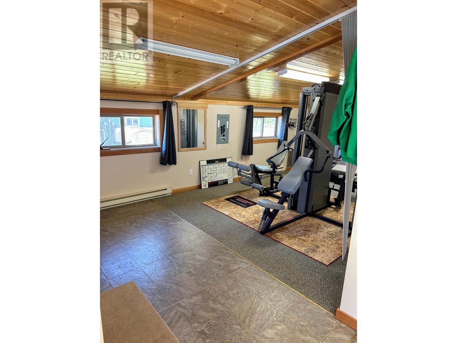 5761 Lautrup Road, Edgewater, British Columbia  V0A 1E0 - Photo 21 - 10350968