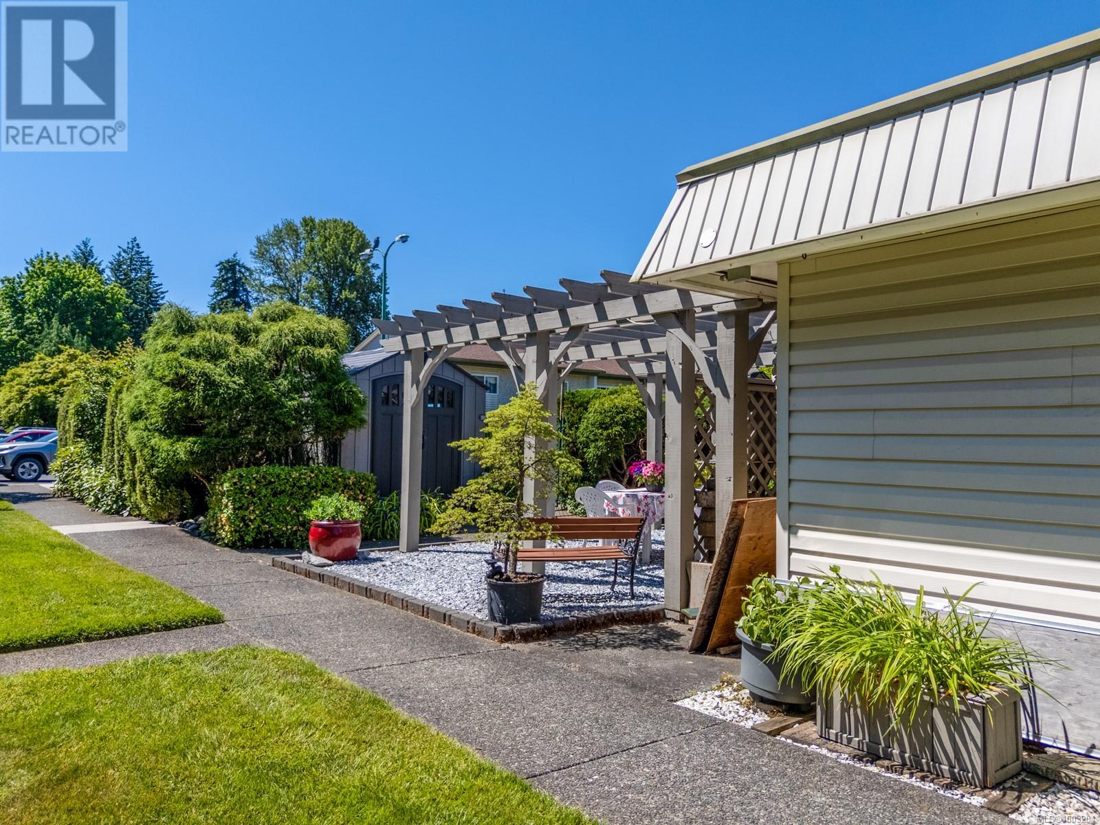 101 1537 Noel Ave, Comox, British Columbia  V9M 3H8 - Photo 41 - 1003204
