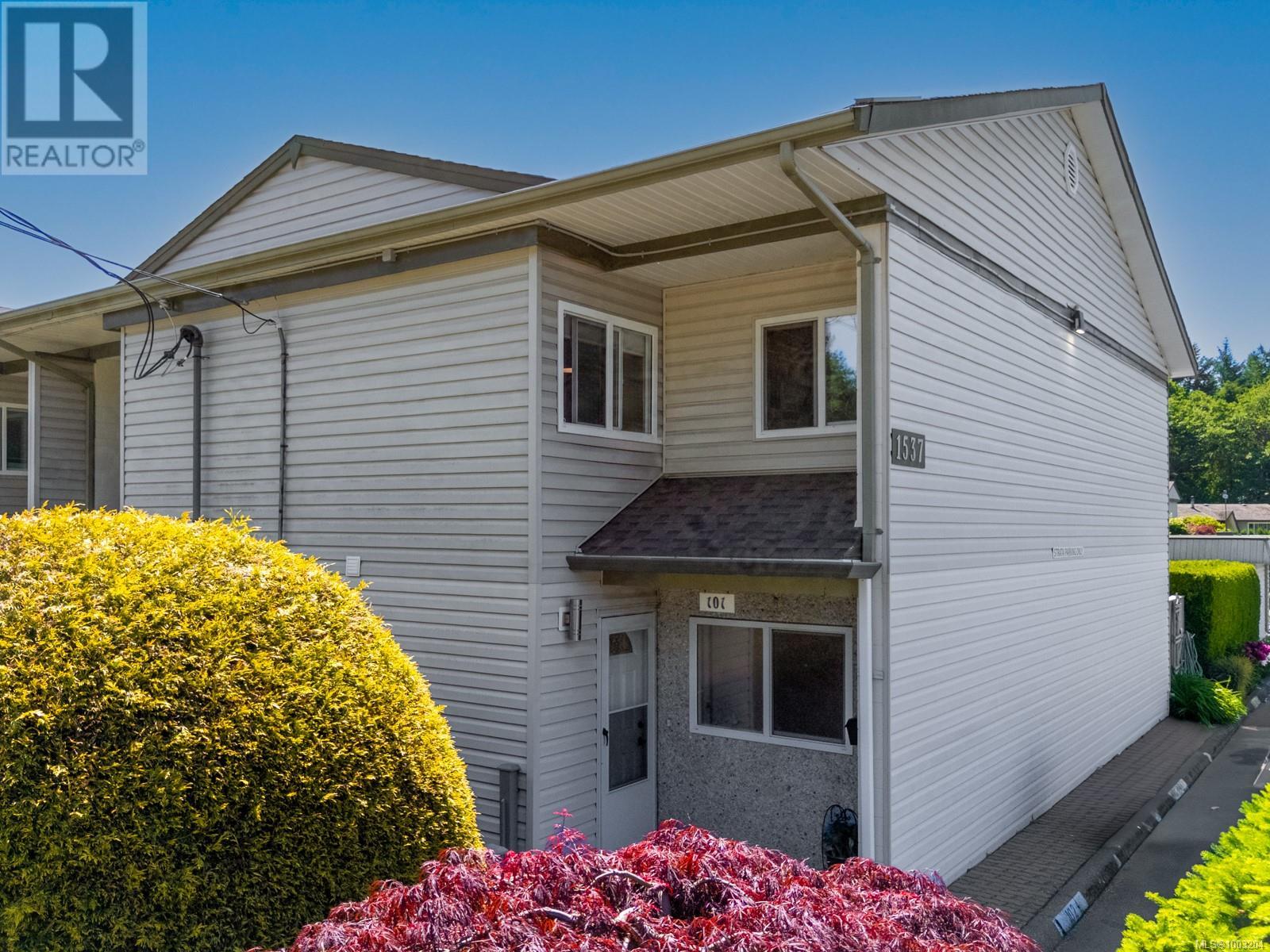 101 1537 Noel Ave, Comox, British Columbia