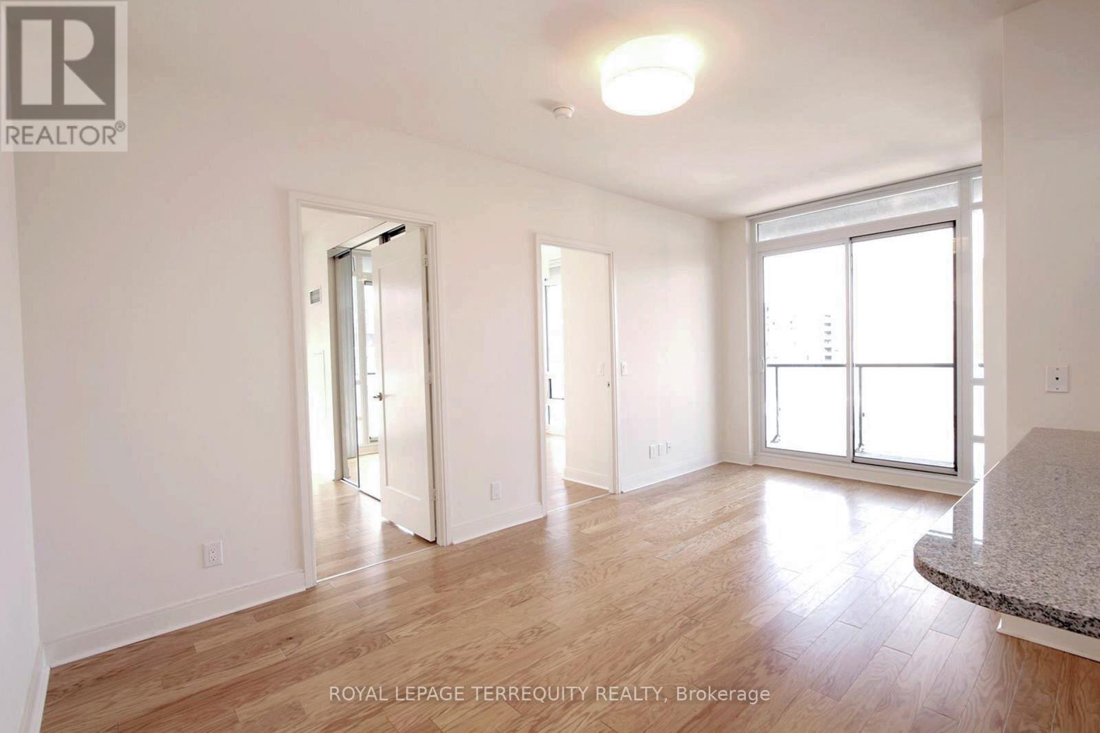802 - 825 Church Street, Toronto, Ontario  M4W 3Z4 - Photo 1 - C12214428
