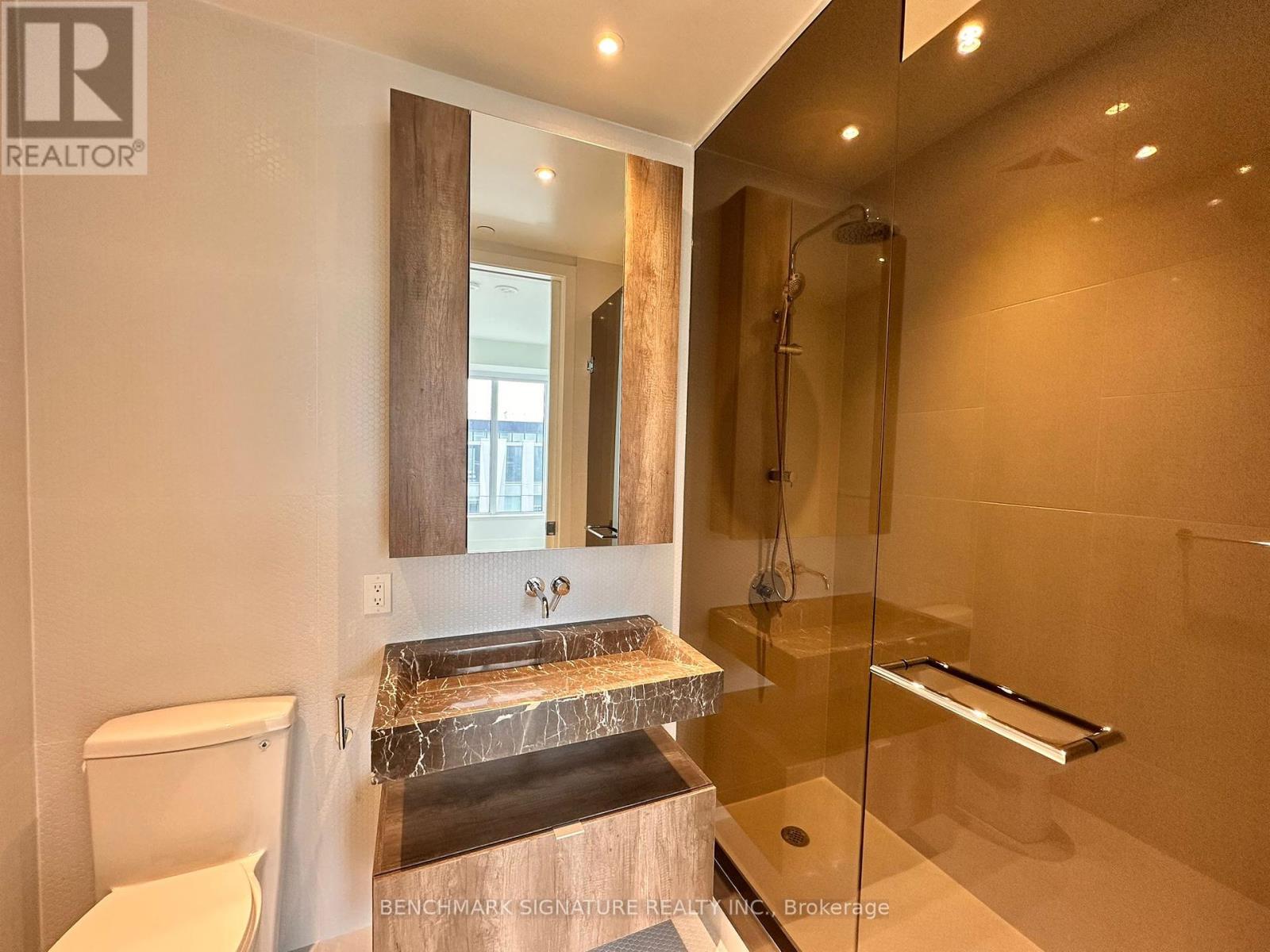 5504 - 11 Yorkville Avenue, Toronto, Ontario  M4W 0B7 - Photo 7 - C12214429