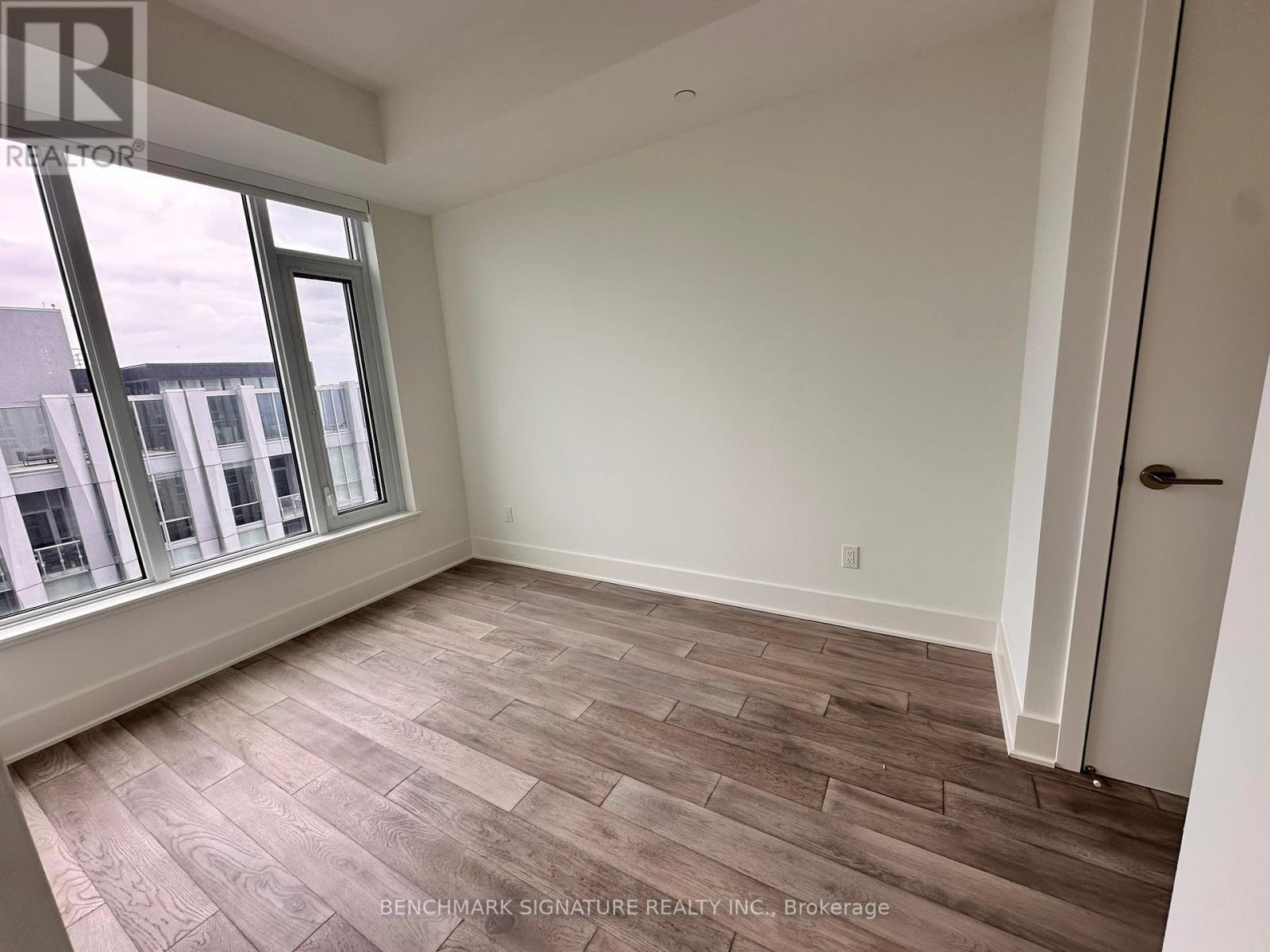 5504 - 11 Yorkville Avenue, Toronto, Ontario  M4W 0B7 - Photo 8 - C12214429