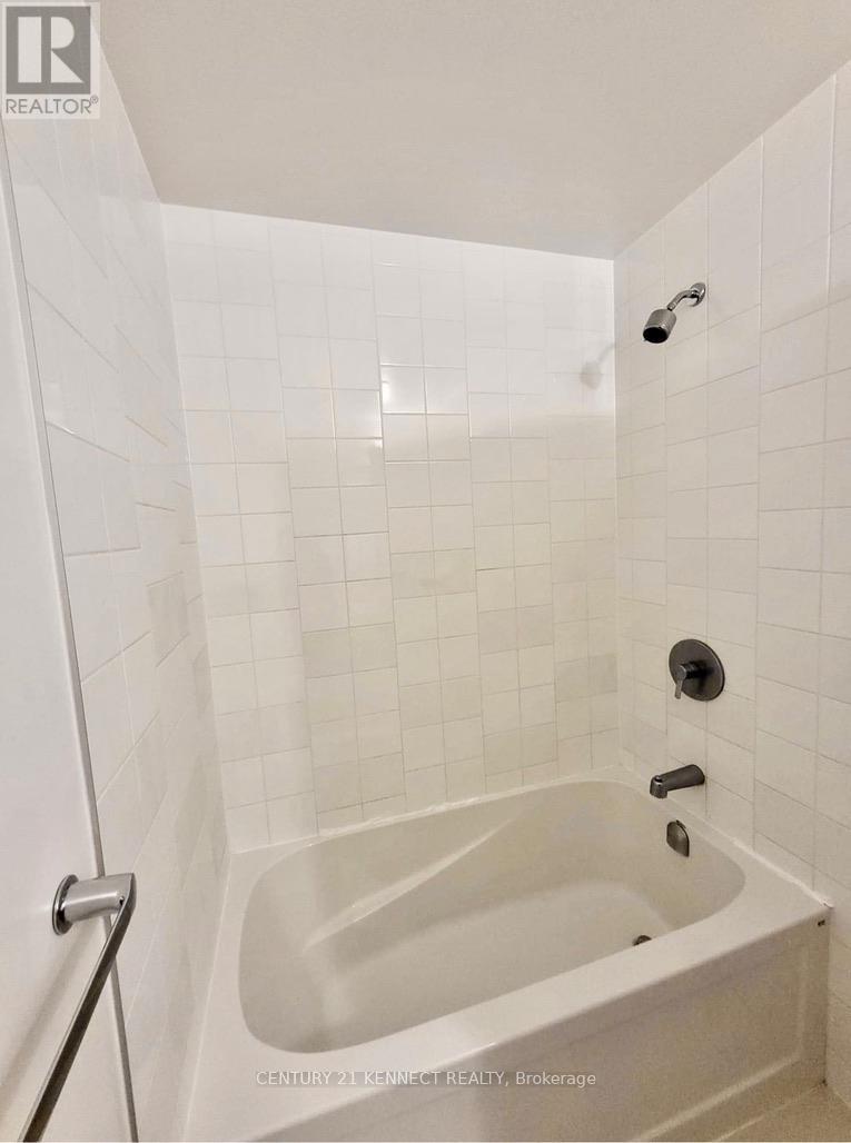 613 - 52 Forest Manor Road, Toronto, Ontario  M2J 0E2 - Photo 12 - C12214437