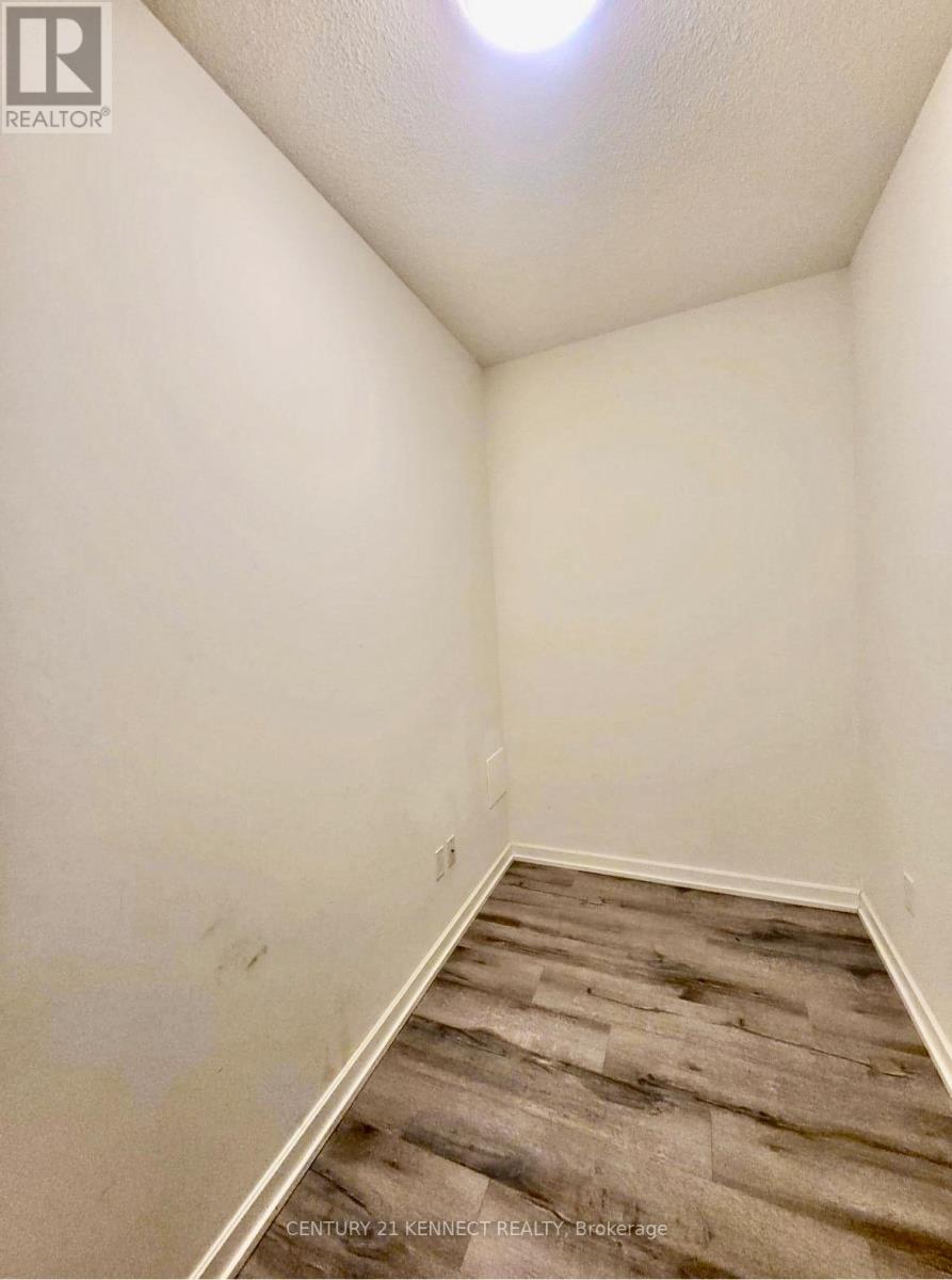 613 - 52 Forest Manor Road, Toronto, Ontario  M2J 0E2 - Photo 3 - C12214437