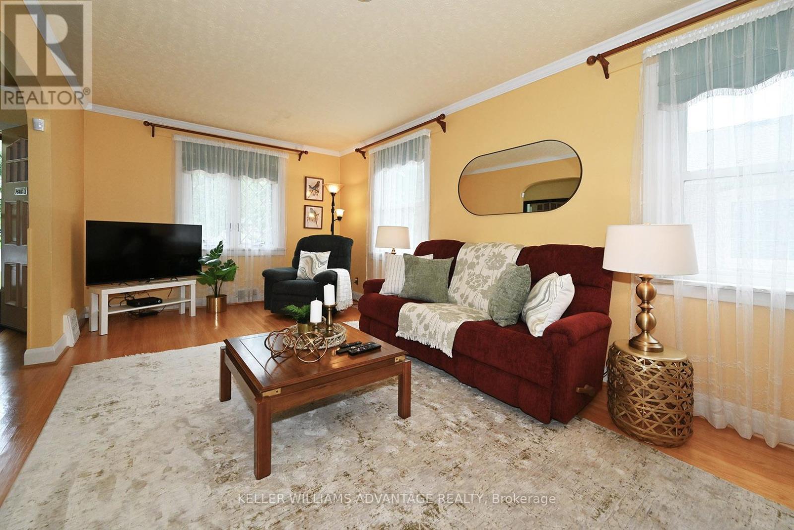 28 Flerimac Road, Toronto (West Hill), Ontario  M1E 4A9 - Photo 2 - E12214443