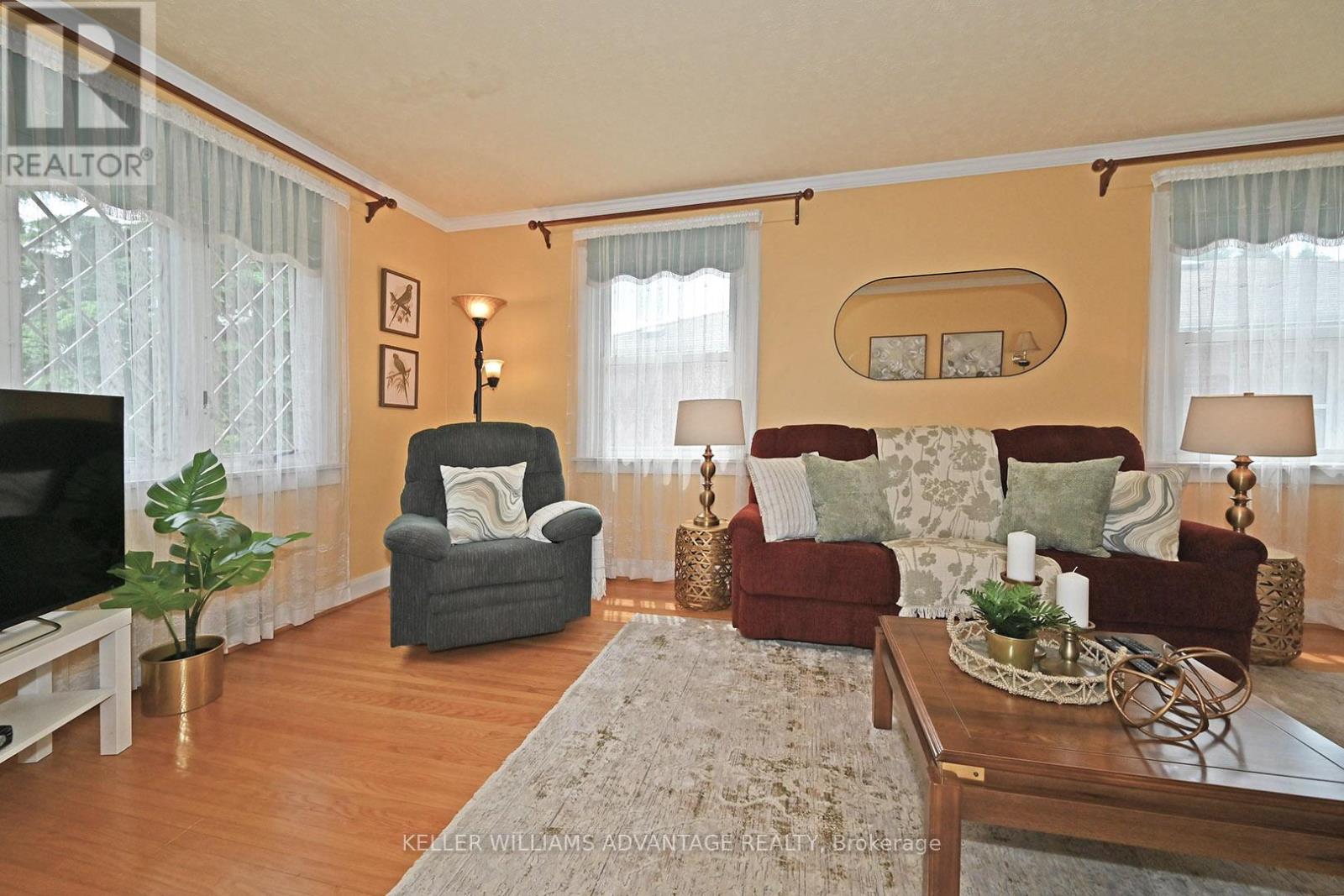 28 Flerimac Road, Toronto (West Hill), Ontario  M1E 4A9 - Photo 3 - E12214443