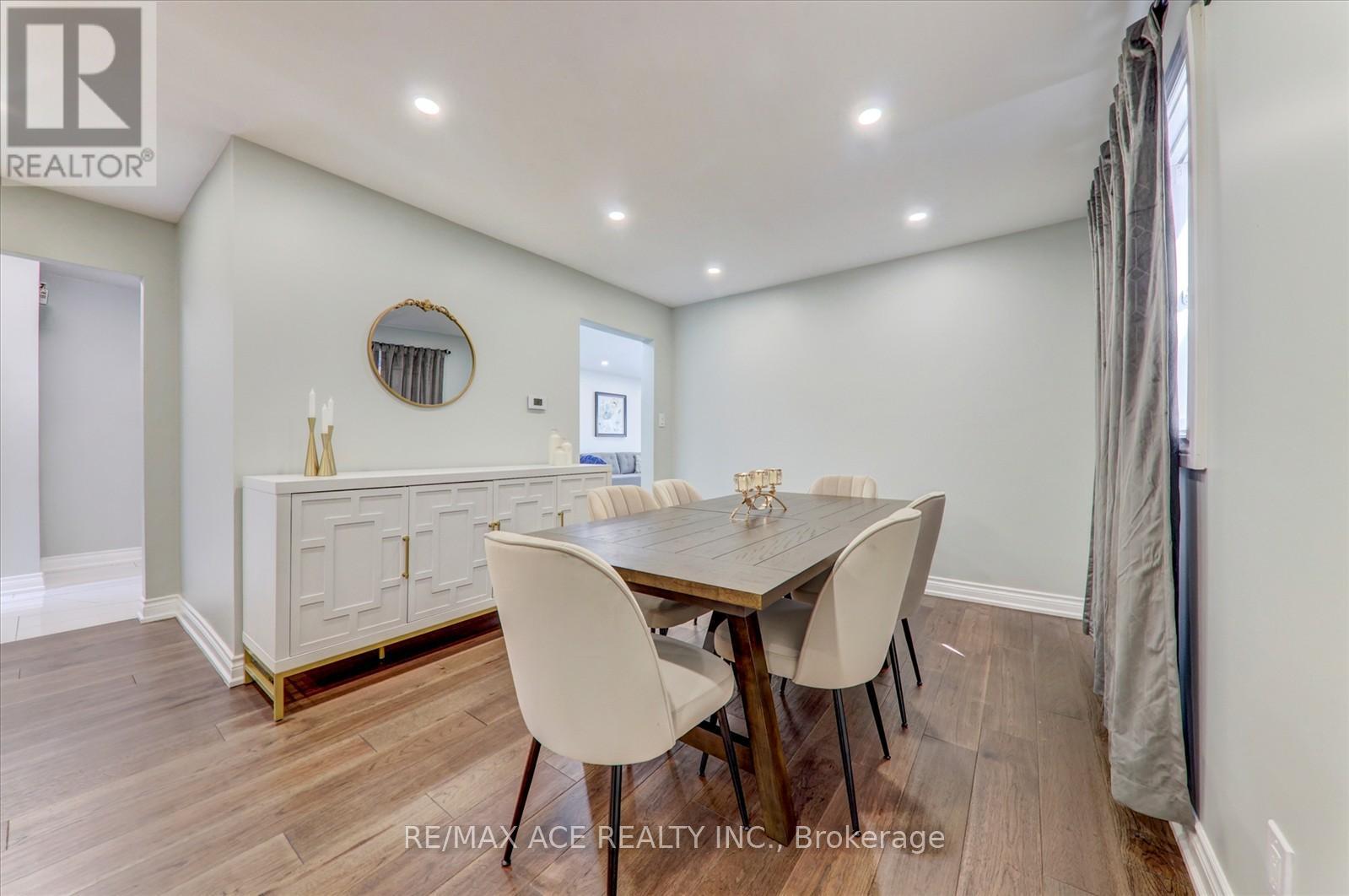 174 Anthony Lane, Vaughan (Glen Shields), Ontario  L4K 3K6 - Photo 10 - N12214415