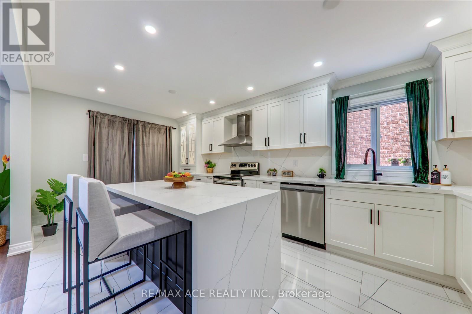 174 Anthony Lane, Vaughan (Glen Shields), Ontario  L4K 3K6 - Photo 15 - N12214415