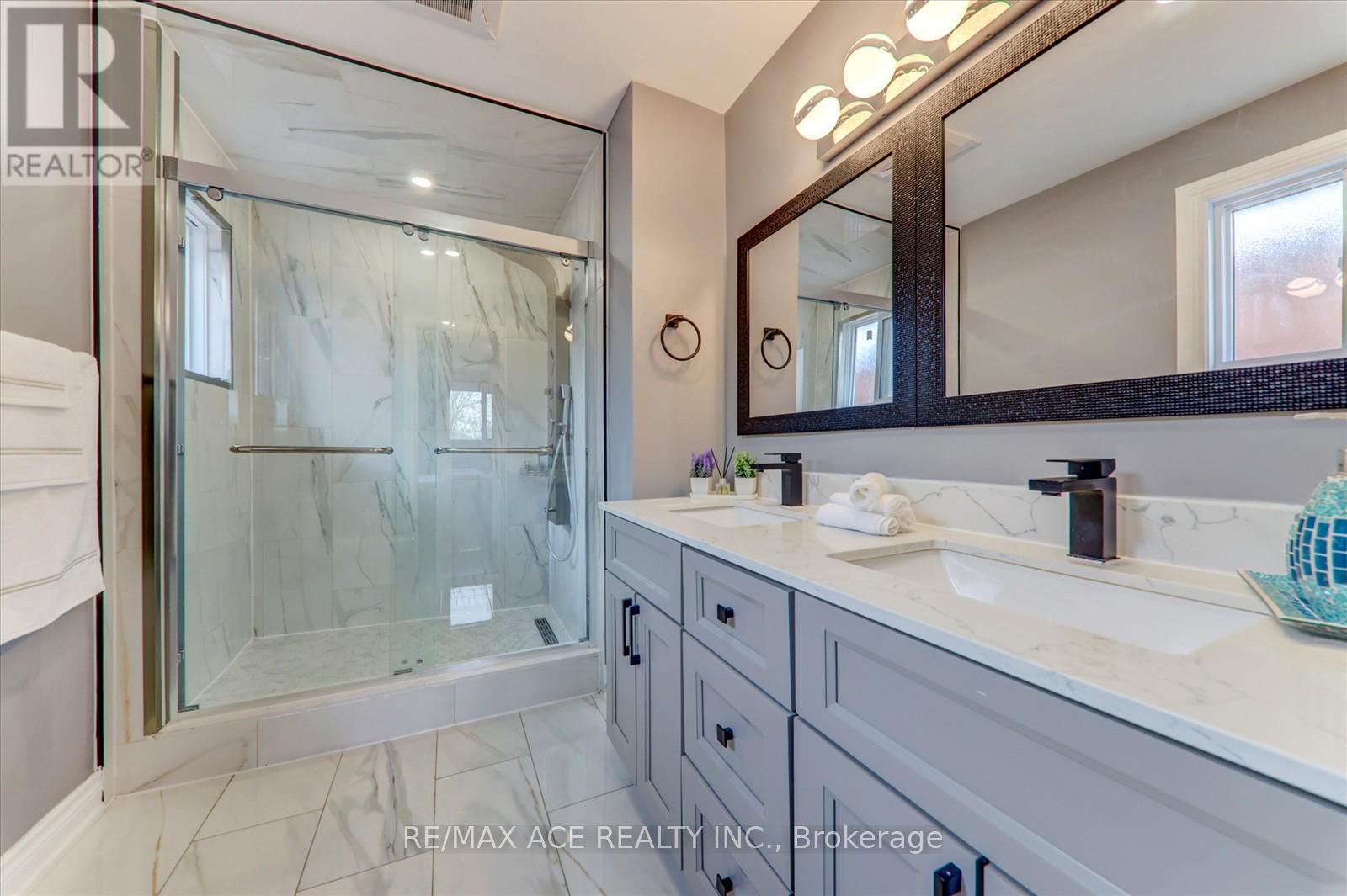 174 Anthony Lane, Vaughan (Glen Shields), Ontario  L4K 3K6 - Photo 26 - N12214415