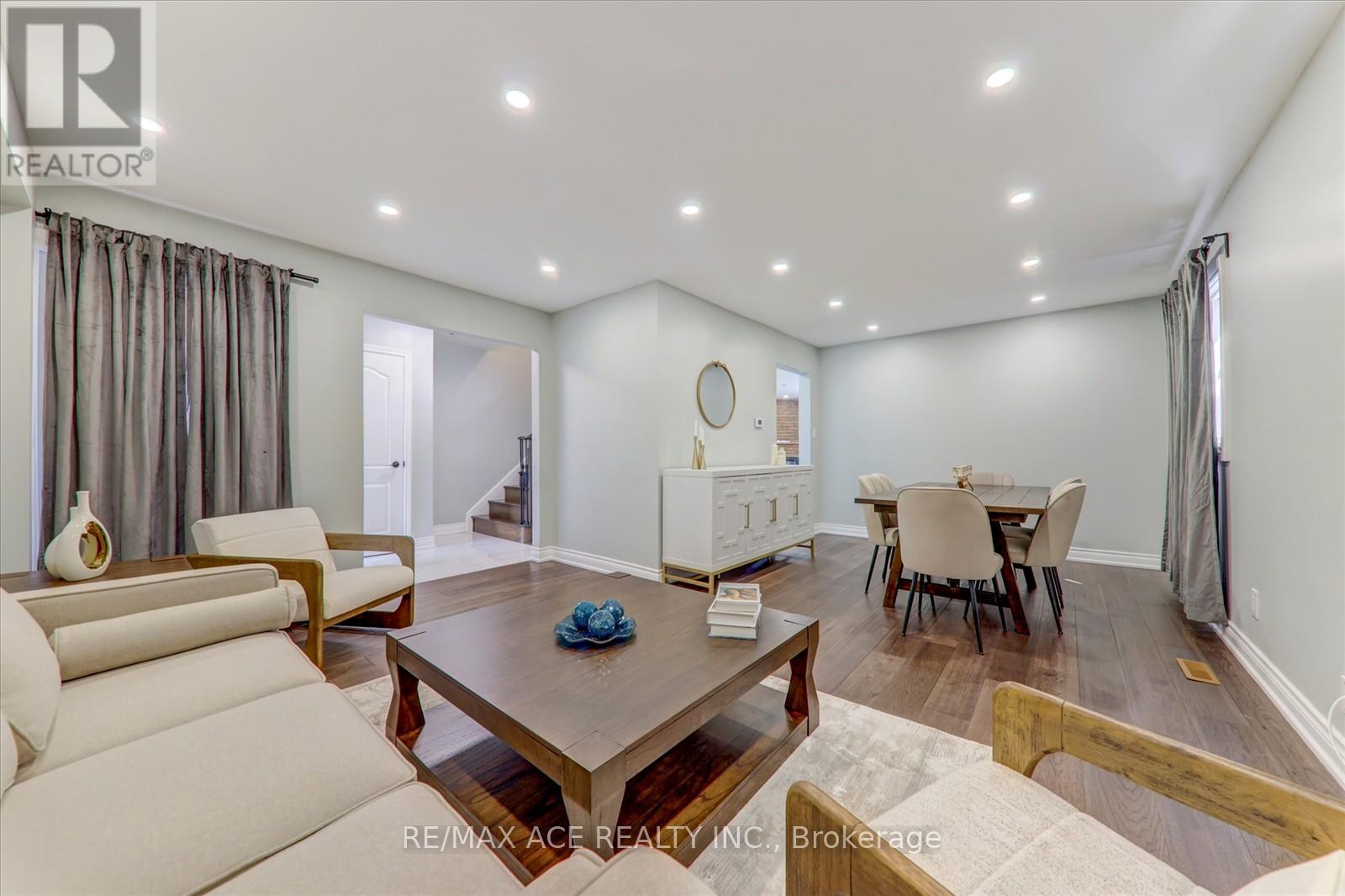 174 Anthony Lane, Vaughan (Glen Shields), Ontario  L4K 3K6 - Photo 9 - N12214415