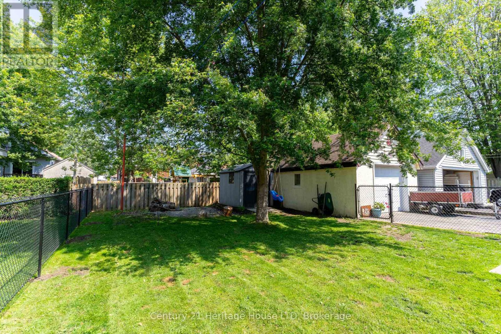 21 Linwood Avenue, Port Colborne, Ontario  L3K 5J4 - Photo 32 - X12200434