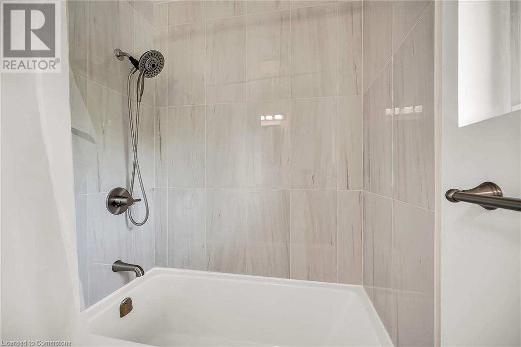488 Upper Kenilworth Avenue, Hamilton, Ontario  L8T 4G8 - Photo 18 - 40738827