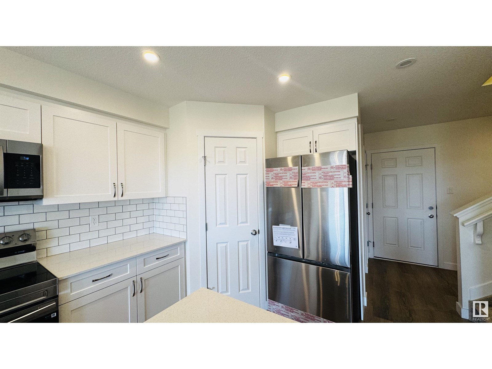 19130 29 Av Nw, Edmonton, Alberta  T6M 3B5 - Photo 5 - E4438244