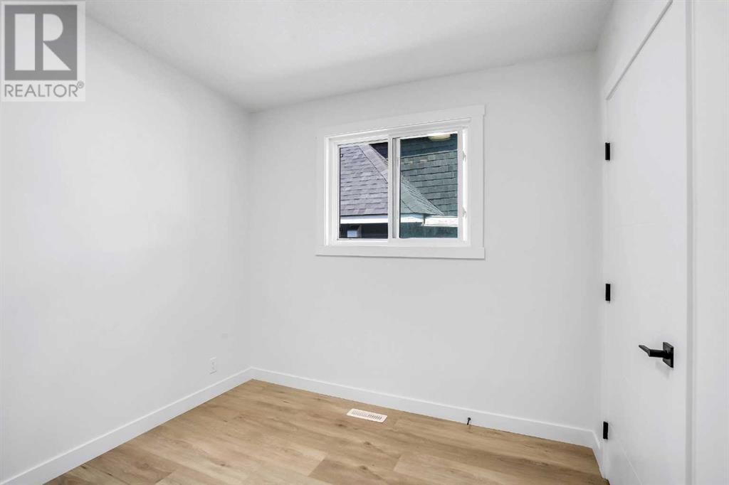 6214 18a Street Se, Calgary, Alberta  T2C 0N1 - Photo 12 - A2228963
