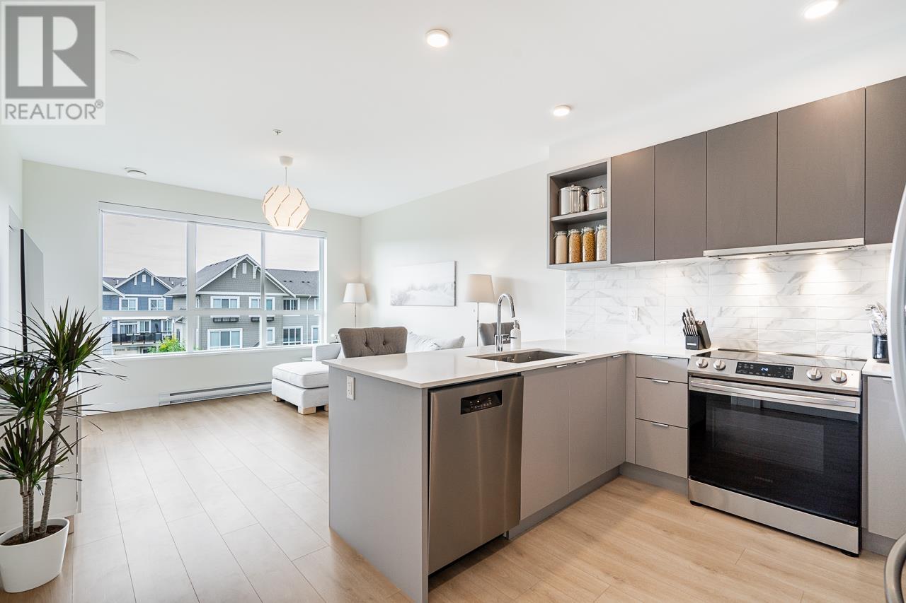 309 1792 Starling Drive, Tsawwassen, British Columbia  V4M 0E4 - Photo 2 - R3014327