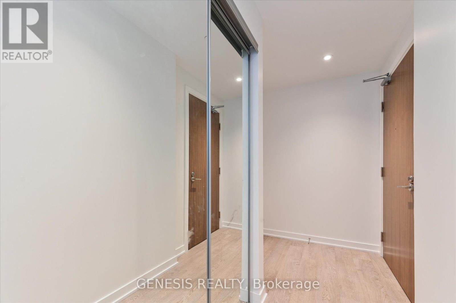 2107 - 1926 Lakeshore Boulevard W, Toronto (South Parkdale), Ontario  M6S 0B1 - Photo 4 - W12214423