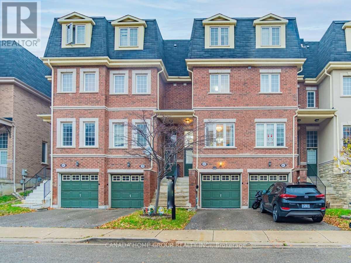 43 - 435 HENSALL CIRCLE, Mississauga, Ontario