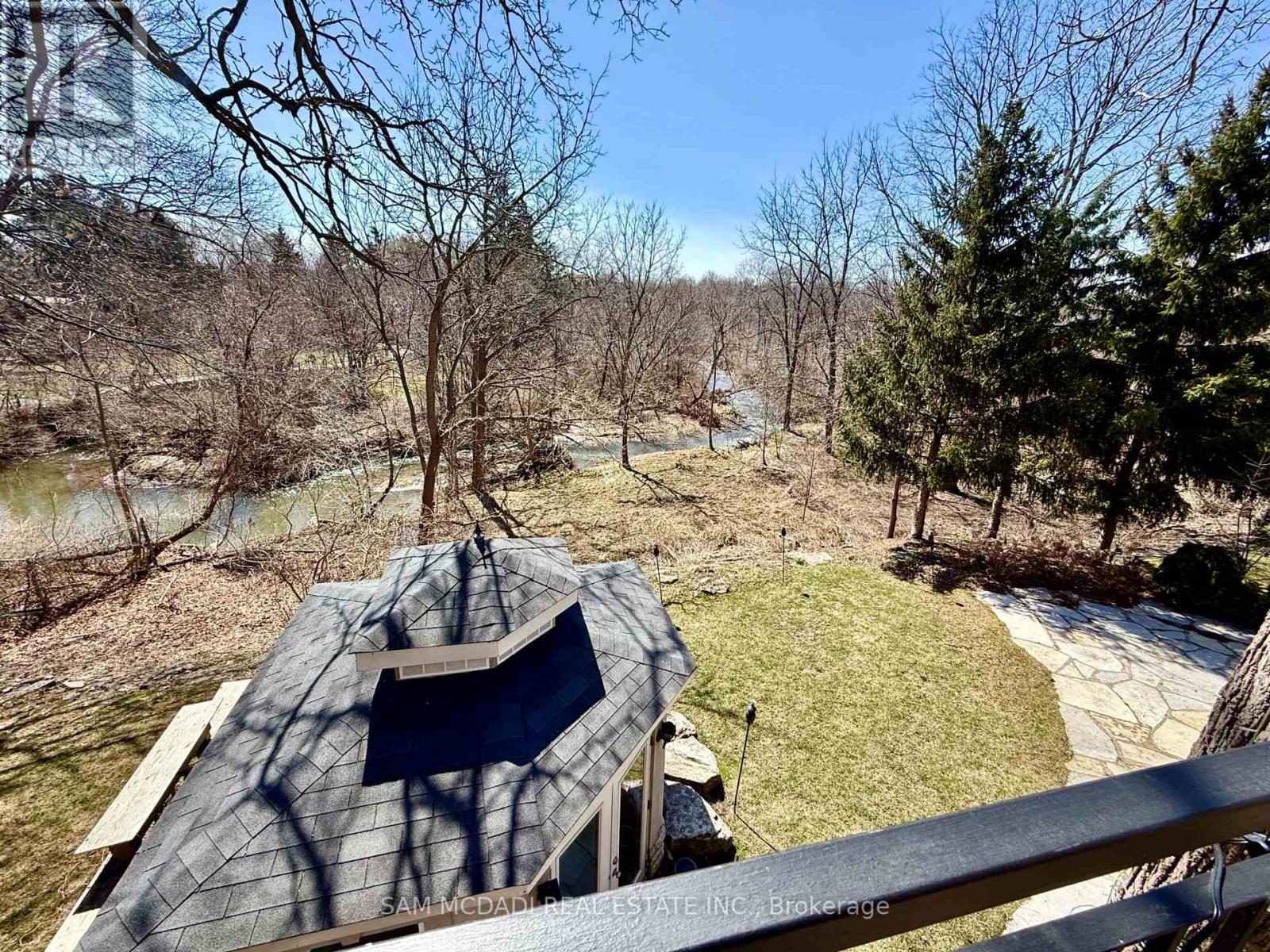2022 Eckland Court, Mississauga (Erin Mills), Ontario  L5L 5W5 - Photo 37 - W12214442