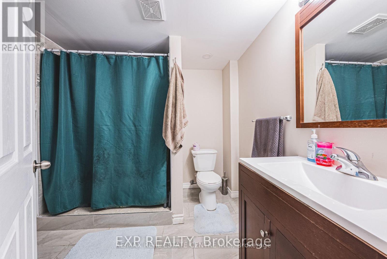 14 Belmont Drive, Brampton (Avondale), Ontario  L6T 2K3 - Photo 15 - W12214448