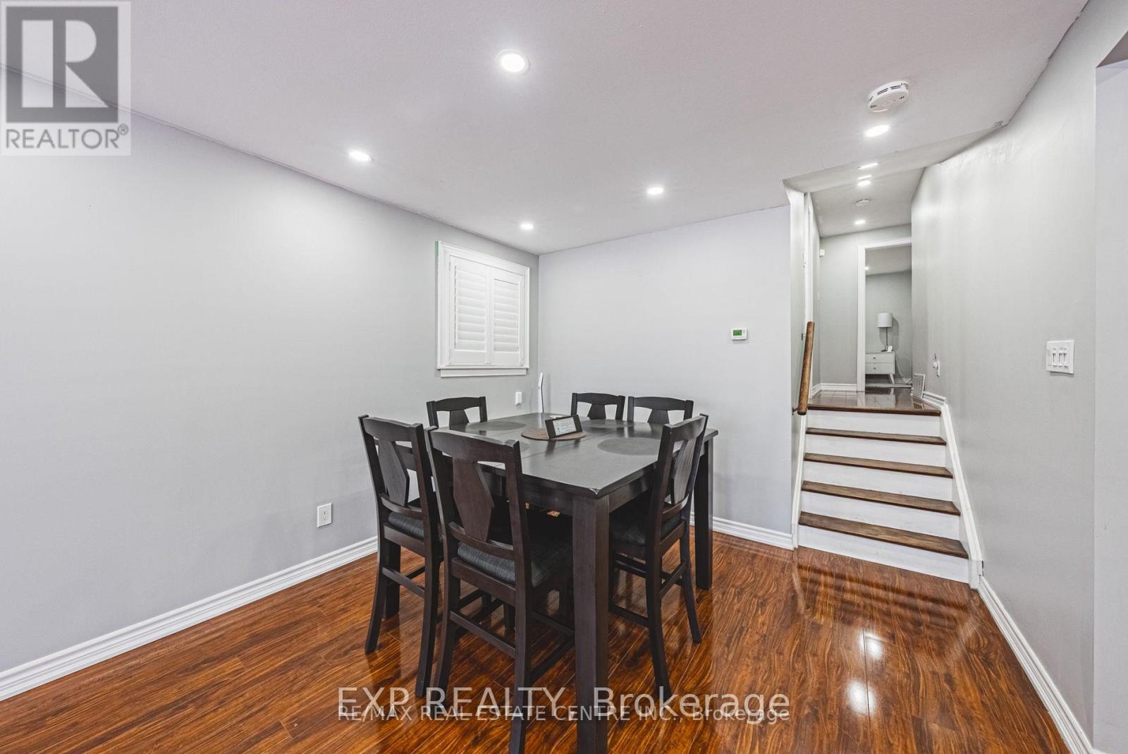 14 Belmont Drive, Brampton, Ontario  L6T 2K3 - Photo 5 - W12214448