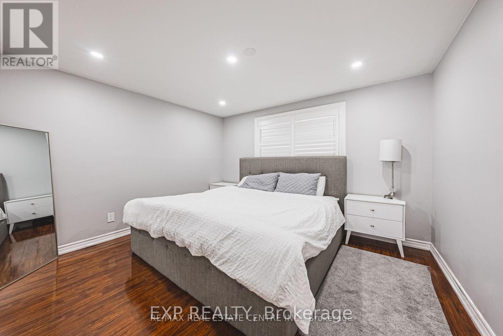 14 Belmont Drive, Brampton, Ontario  L6T 2K3 - Photo 7 - W12214448