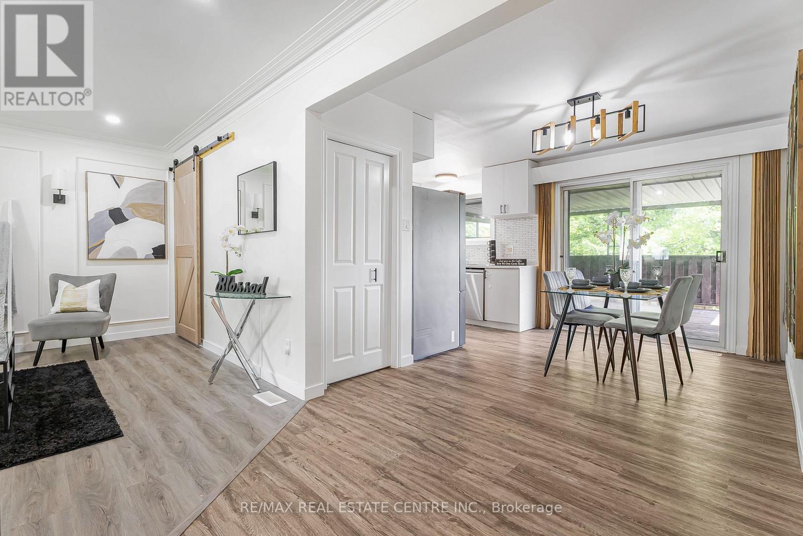 95 Ripplewood Crescent, Kitchener, Ontario  N2M 4R9 - Photo 8 - X12214403