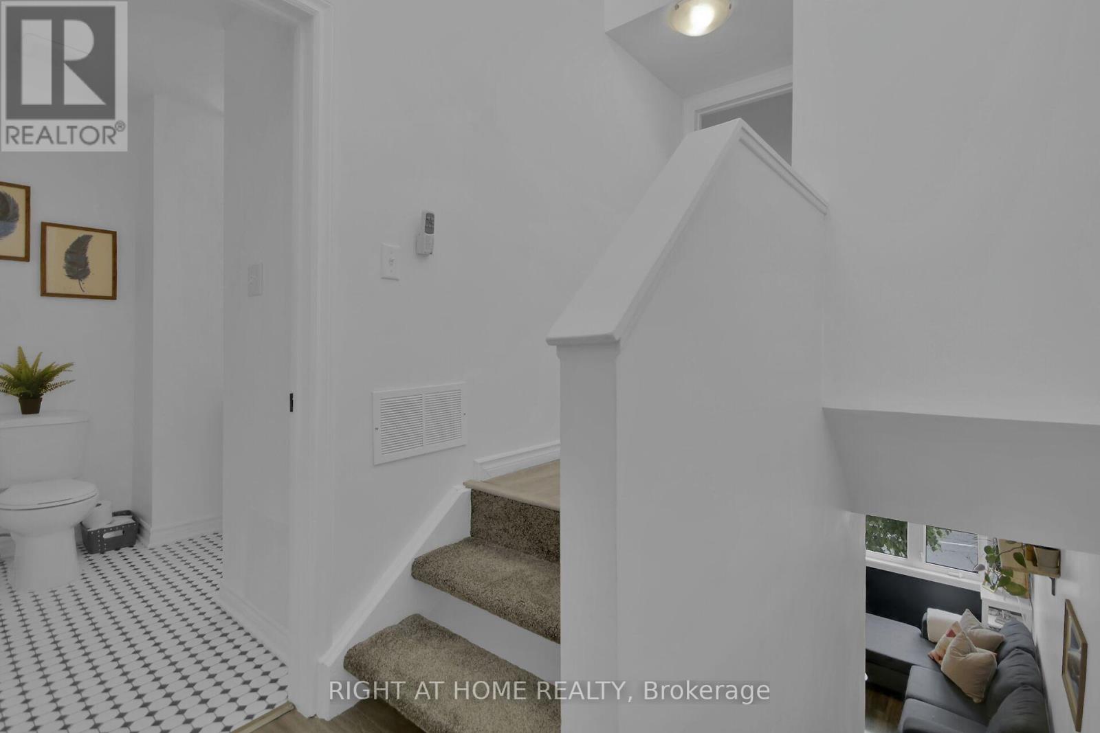 575 Old St Patrick Street, Ottawa, Ontario  K1N 9H5 - Photo 33 - X12214274