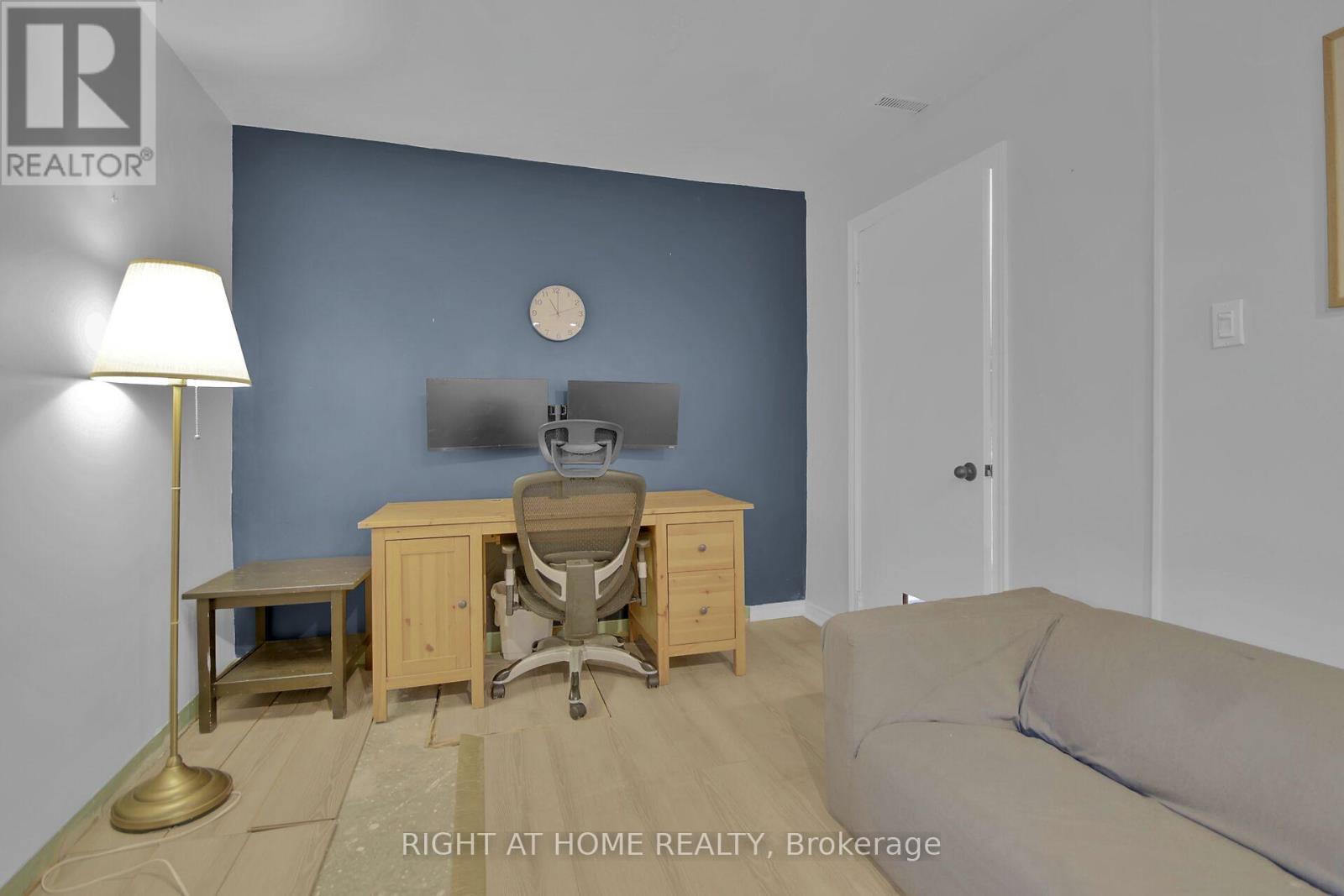 575 Old St Patrick Street, Ottawa, Ontario  K1N 9H5 - Photo 7 - X12214274